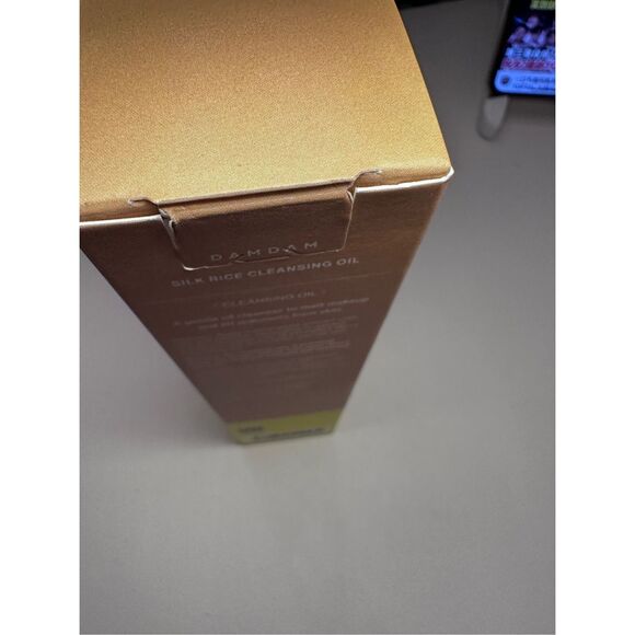 DAMDAM Silk Rice Makeup-Removing Cleansing Oil 150ml - Picture 4 of 7